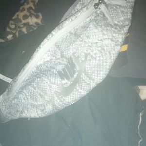 Nike shoulder bag /fanny pack